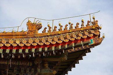 《我被美女包围》DLC倒计时预告和海报 美女让人心动